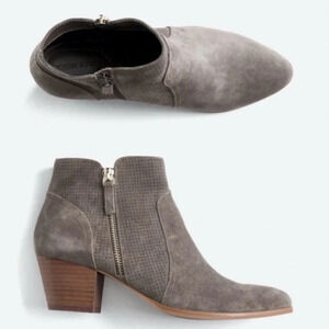 Violet and Red Carley Suede Bootie Leather Ankle Boots Zip 9 Peasant Cottagecore